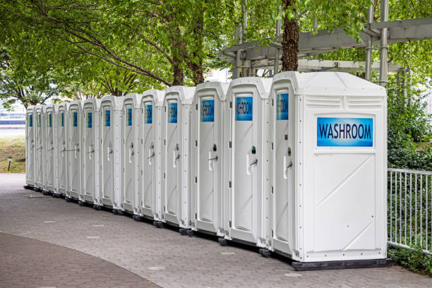 Best Portable restroom trailer rental  in Lebanon, MO